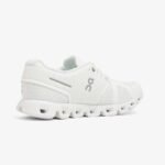 ON Running cloud 5 - white