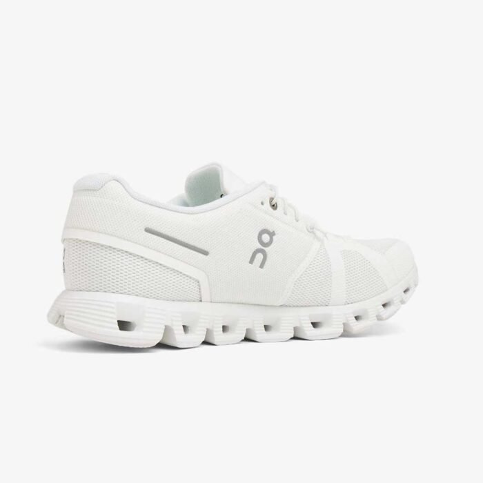 ON Running cloud 5 - white