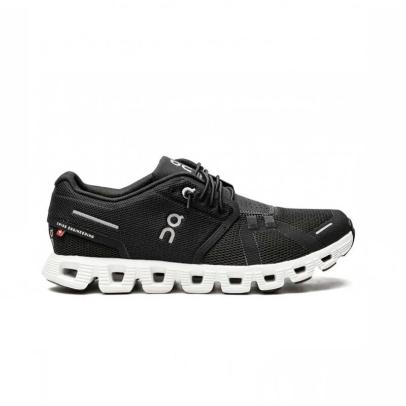ON Running cloud 5 - black