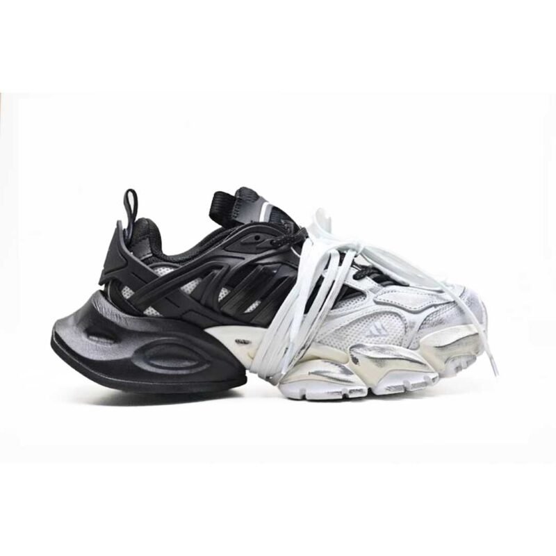 Adidas XLG Runner Deluxe (black/white)