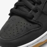 Nike SB Dunk Low Pro Black Gum - Image 3